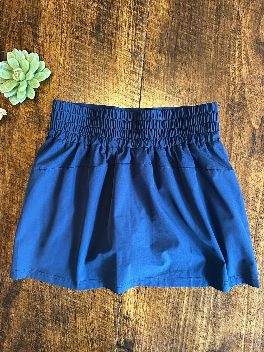 Huk Royal Blue Women’s Skort - Picture 2 of 9